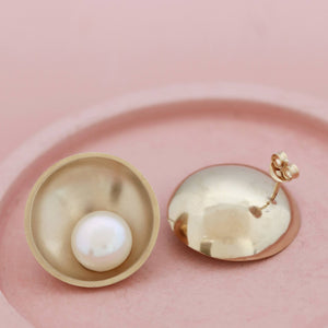 9ct gold pearl studs
