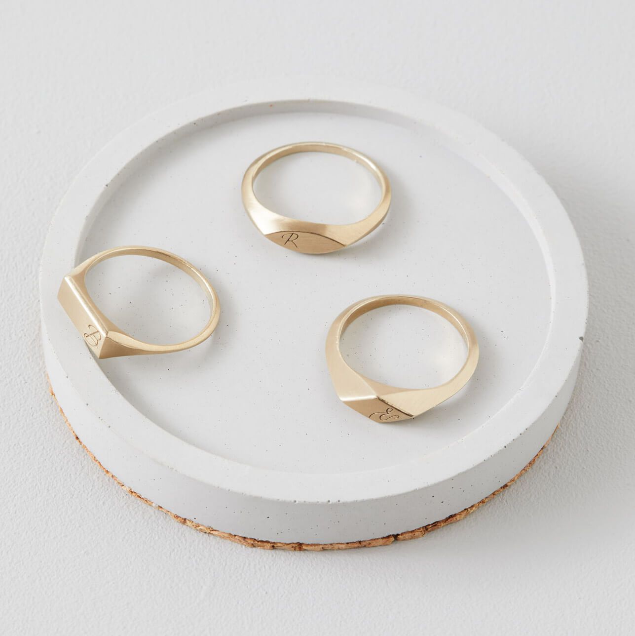 personalised 9ct gold signet rings