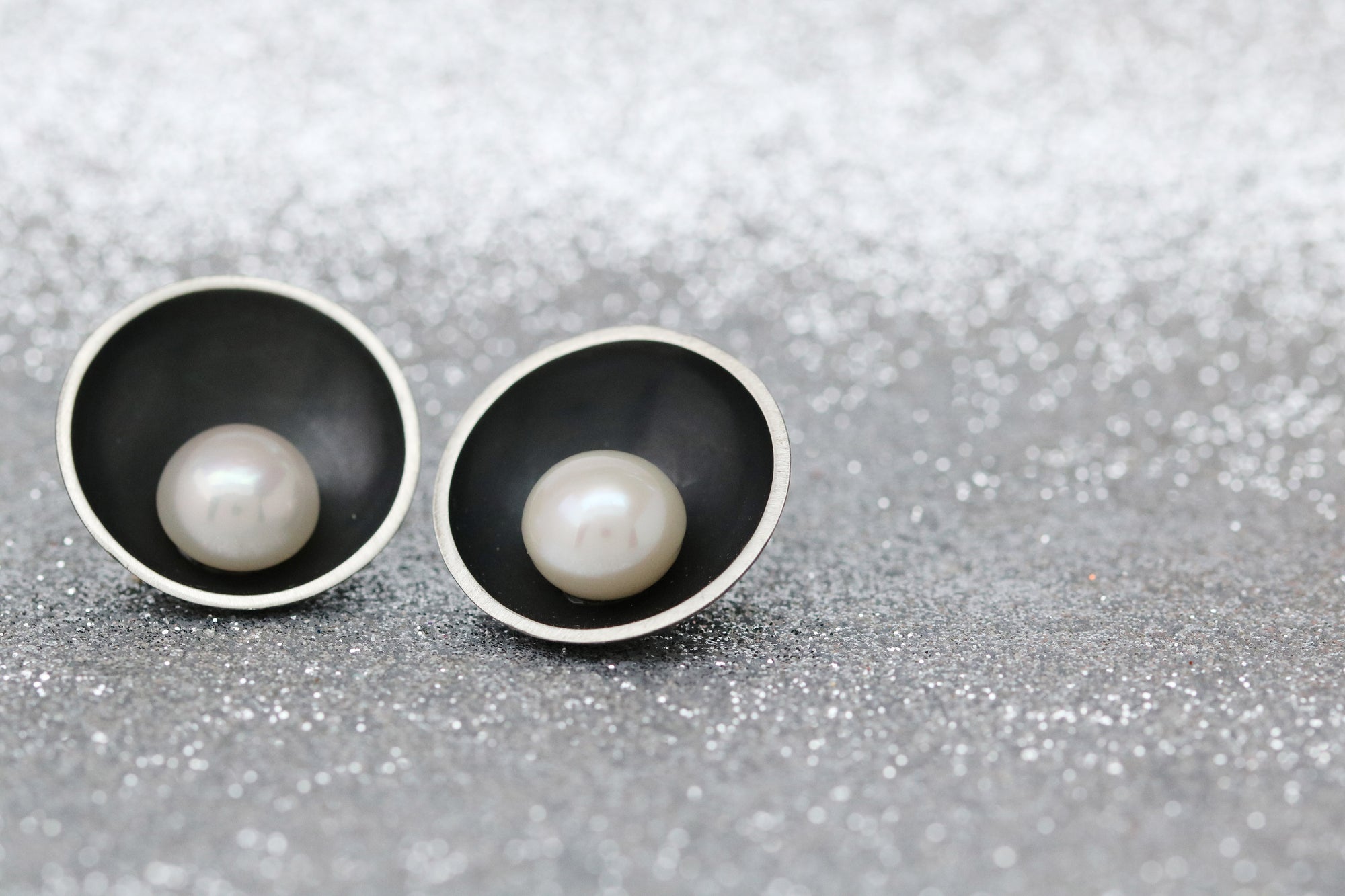 Statement pearl earrings
