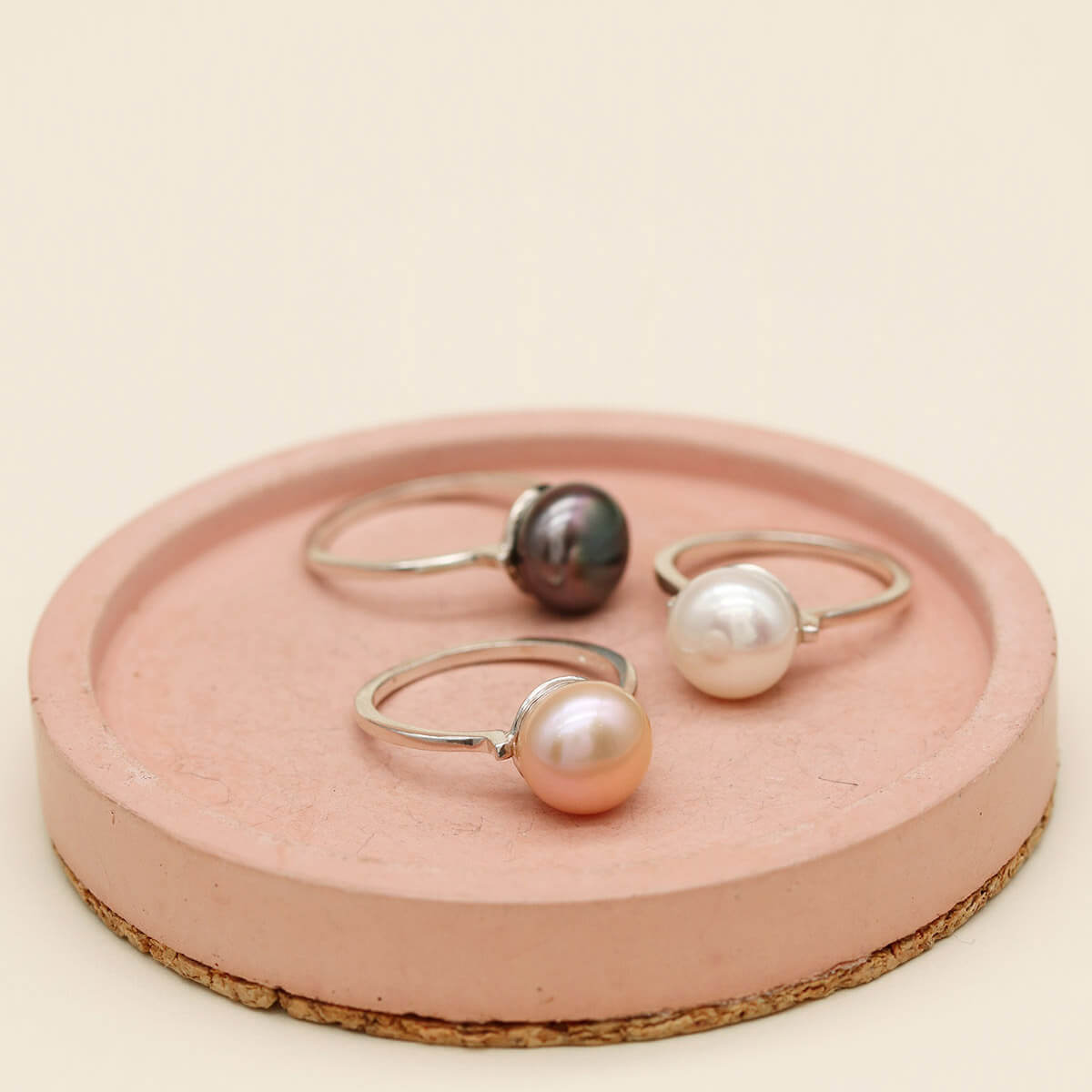Sterling silver pearl cocktail rings with ivory, peach and peacock pearls