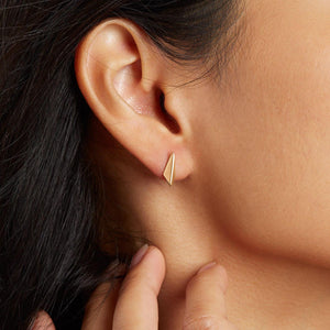 9ct gold stud earrings