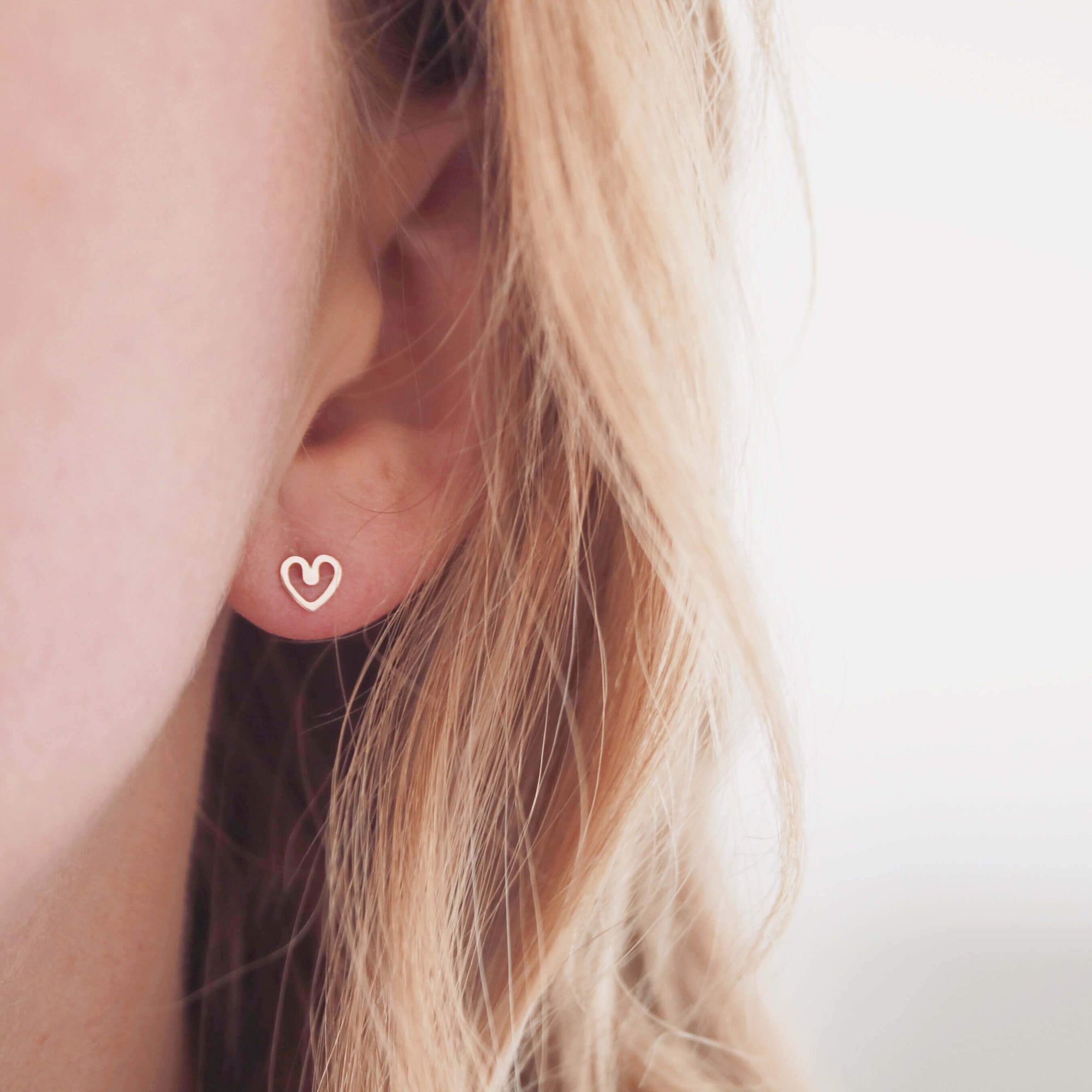 Tiny Heart Initial Studs, 14K Gold Earrings, Cartilage Earrings – AMYO  Jewelry