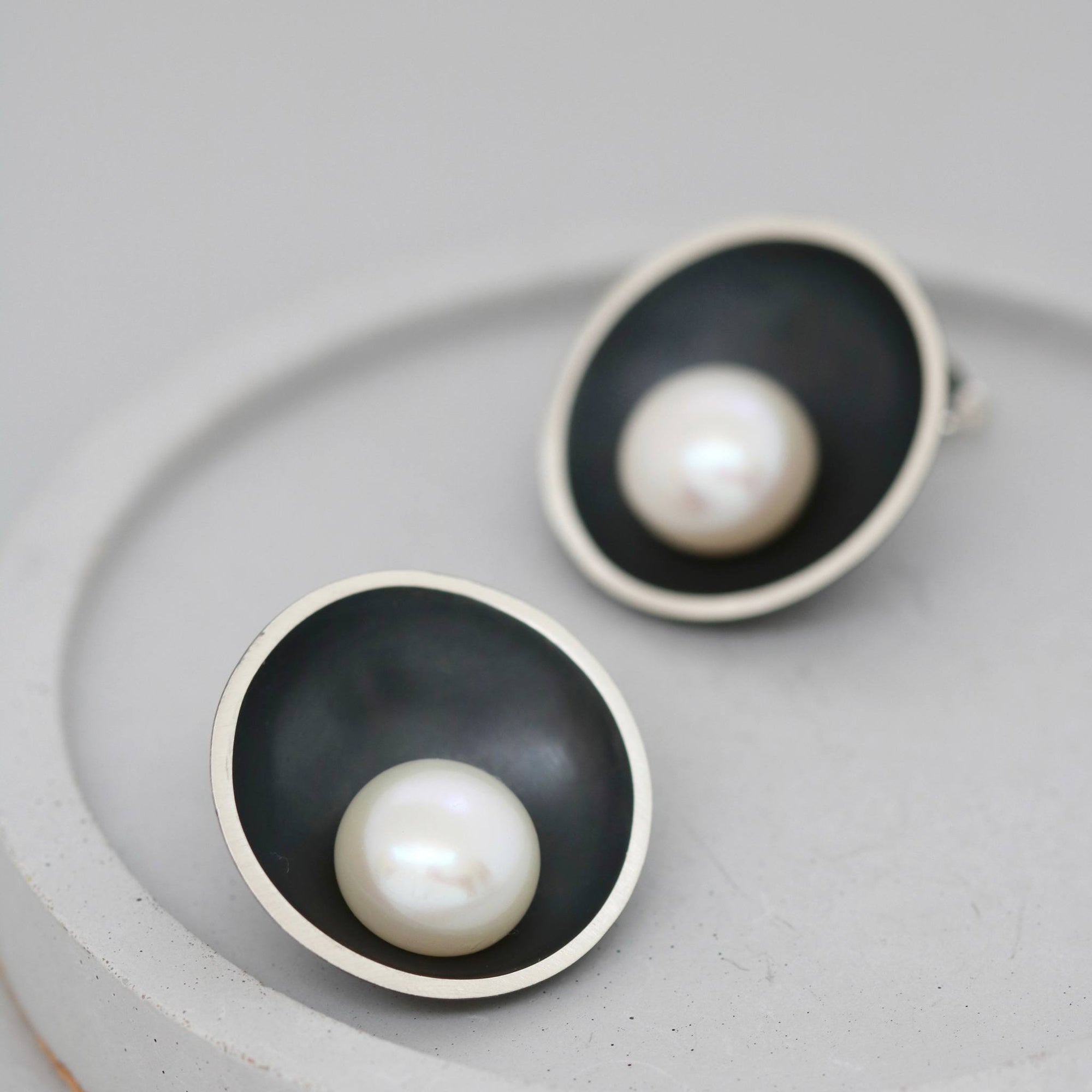 large black pearl earrings
